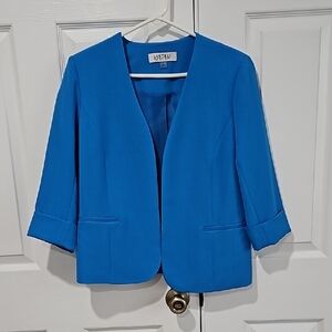 Kasper Women's Blue Blazer with rolled cuffs size 6